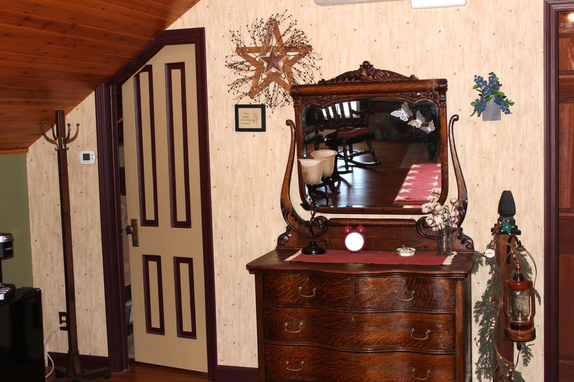 Carriage Stop Bed & Breakfast Palmyra Exterior photo