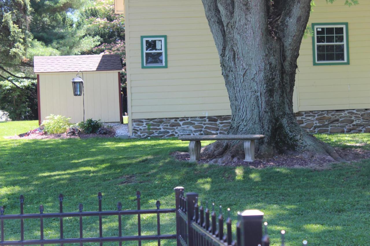 Carriage Stop Bed & Breakfast Palmyra Exterior photo